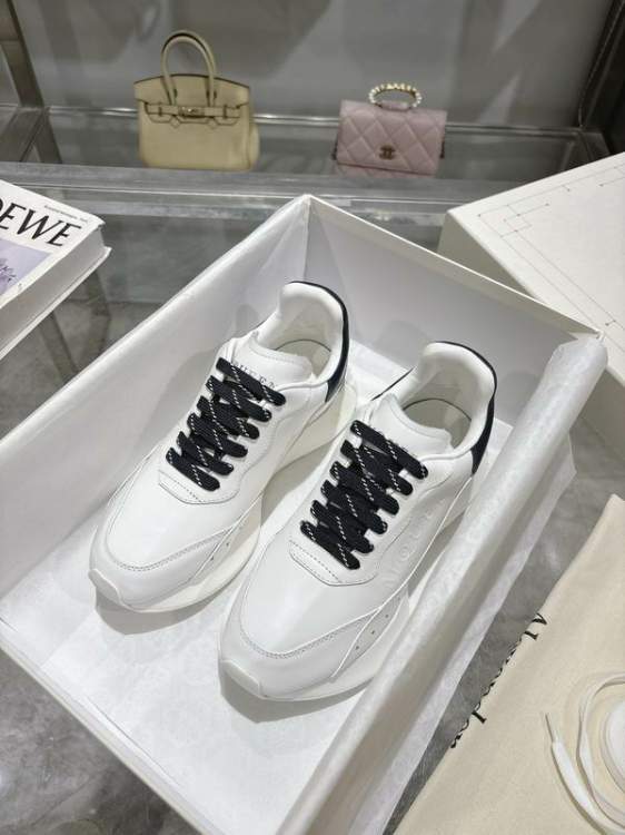 Picture of Alexander McQueen Shoes _SKUAlexanderMcQueensz35-45hnh0801157